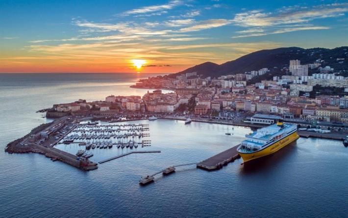 Ajaccio Vielle - 4 Personnes *