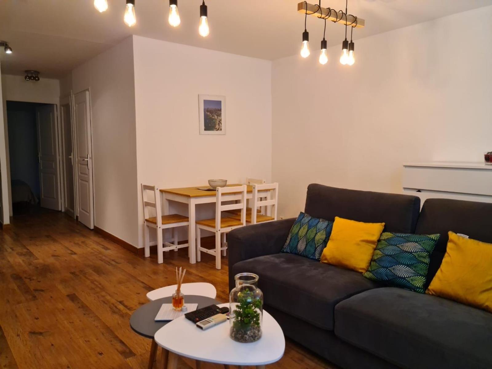 Apartment Ajaccio Vielle - 4 Personnes *